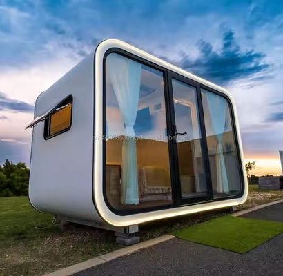 Tubes carrées en acier galvanisé maison capsule spatiale personnalisable pour un grand espace et maison Apple préfabriquée mobile