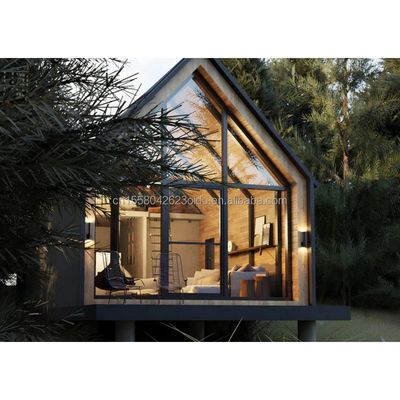 Design moderne Petite maison sur roues Matériau en acier Camping extérieur Kit de construction de jardin avec panneau sandwich ondulé 50/75/100 mm