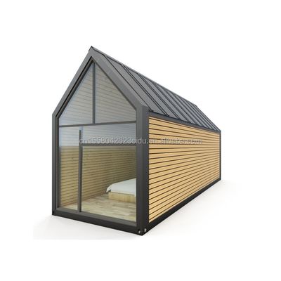 Hôtel en plein air ou maison de vie en alliage d'aluminium fenêtres toit triangulaire maison de conteneur en acier préfabriqué avec couleur personnalisée