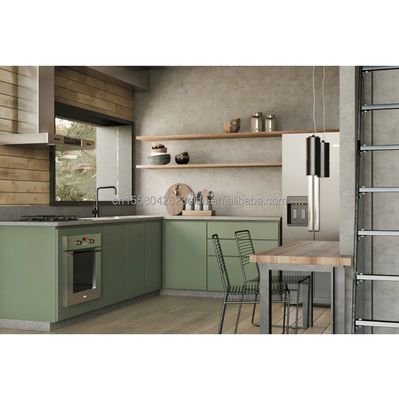 fenêtres en alliage d'aluminium préfabriquées en acier à épaisseur légère bâtiment de conteneurs maison portable moderne conception triangulaire pour les hôtels