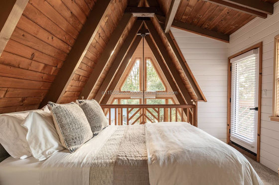 Cadre en acier de couleur personnalisé Design moderne de luxe Chalet de jardin en bois préfabriqué Mini-maison modulaire préfabriquée Villa pour magasin