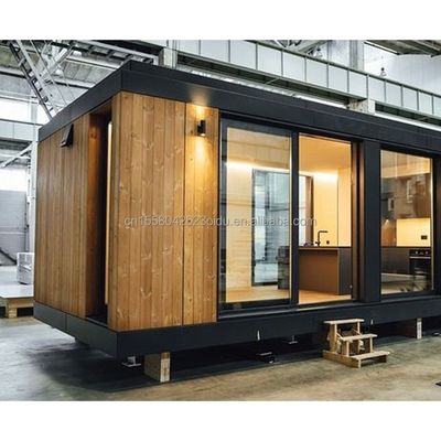 Maison de conteneurs en acier personnalisable préfabriqué avec mur 50/75/100 mm panneau sandwich ondulé