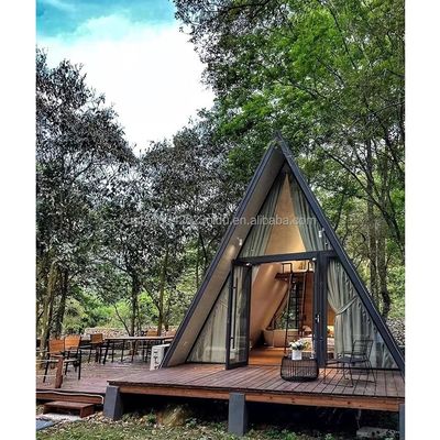 50/75/100mm Panneau sandwich ondulatoire de mur Design moderne maison préfabriquée en bois modulaire triangulaire pour petites villas style de luxe