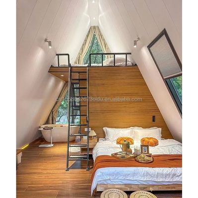Maison moderne triangulaire maison modulaire maison conteneur maison un cadre maison de camping en bois hôtel maison avec couleur personnalisée
