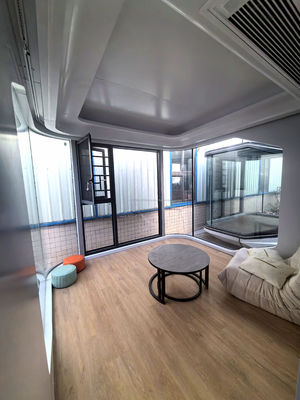 Maison mobile modulaire à porte à panneau sandwich de design moderne dans l'Union européenne avec conteneur d'emballage plat préfabriqué de 20 pieds