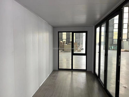 Couleur personnalisée Container de vie de 20 pieds Maison miniature préfabriquée avec tubes carrés en acier galvanisé et conception modulaire
