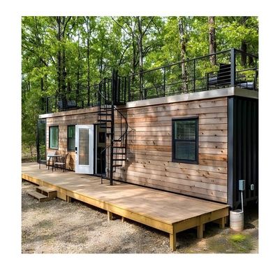 Maison en conteneur en bois portable de 40 pieds en acier galvanisé avec 2 chambres et 1 salon