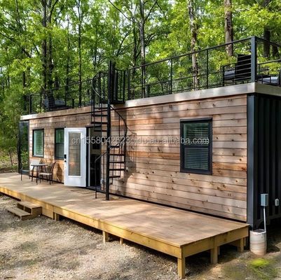 Maison en conteneur en bois portable de 40 pieds en acier galvanisé avec 2 chambres et 1 salon