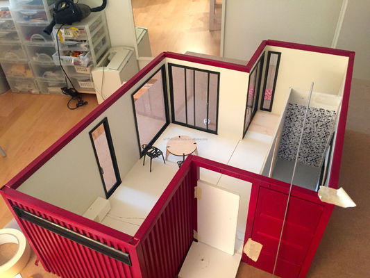 Deux/trois chambres à coucher Une salle de bains Tubes carrées en acier galvanisé Luxe Prefab Remplaçable Container maisons pour jardin famille