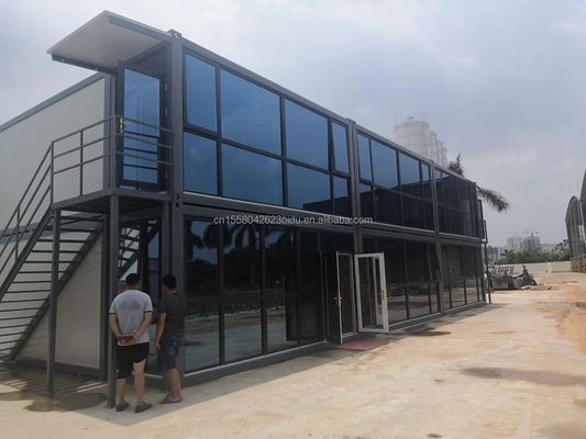 À prix abordable 20 pieds de panneau sandwich portable préfabriqué Container hôtelier maison modulaire avec fenêtres en alliage d'aluminium