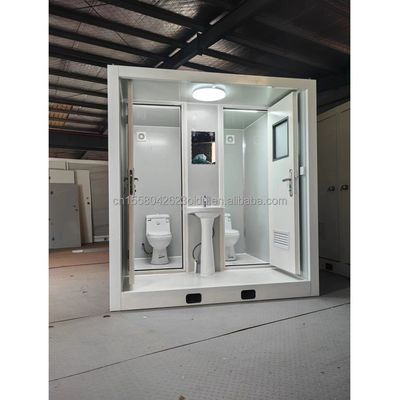 Container à emballage plat pour toilettes extérieures portables Container d'expédition modifié en acier et panneau sandwich