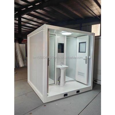 Container à emballage plat pour toilettes extérieures portables Container d'expédition modifié en acier et panneau sandwich