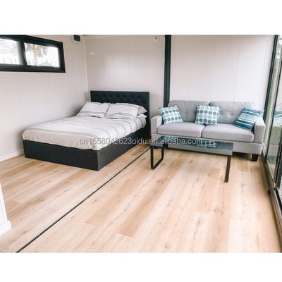 Maison de conteneurs préfabriquée portable avec chambres à coucher pour l'extérieur en panneau sandwich