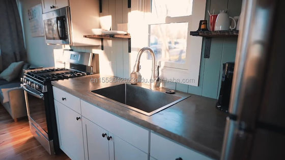 Container d'expédition de 40 pieds transformation pour une maison familiale pratique chambre à coucher salle de séjour cuisine et salle de bain inclus
